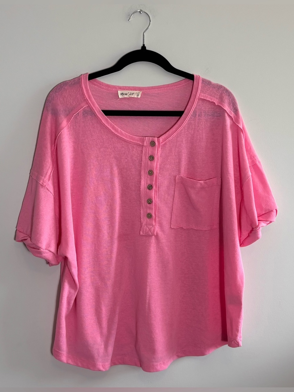 New In Pink Twisted Sleeve Henley Knit Top 1X Lightweight Casual Relaxed Fit